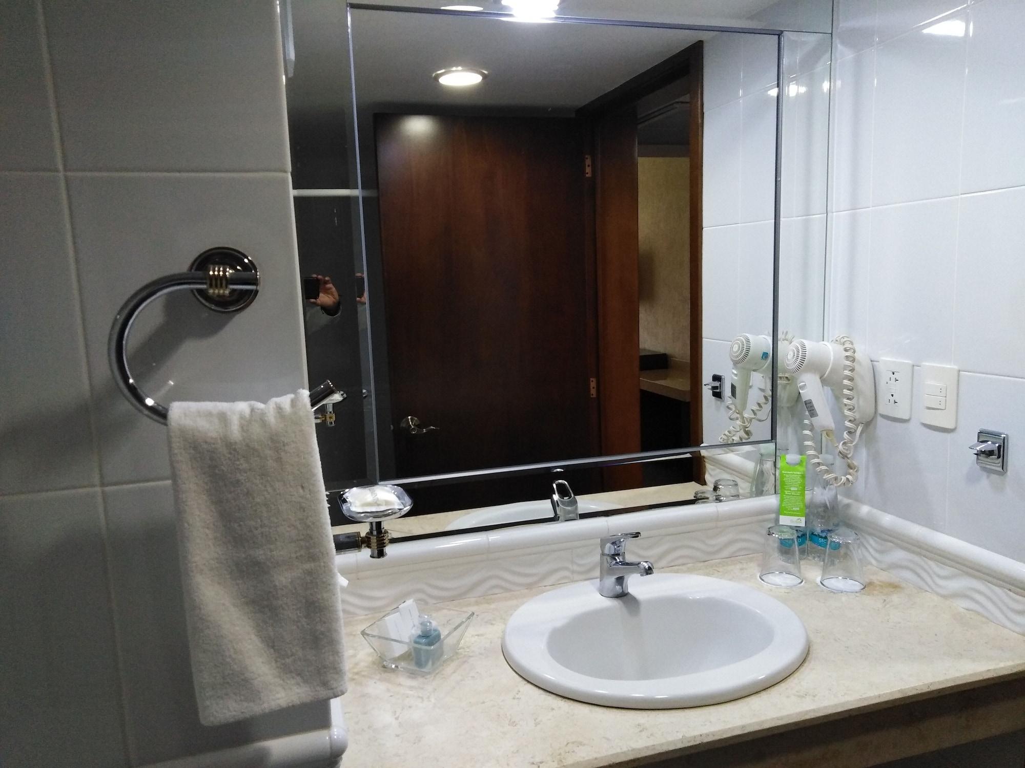 Hotel Las Trojes Агуаскалиентес Екстериор снимка