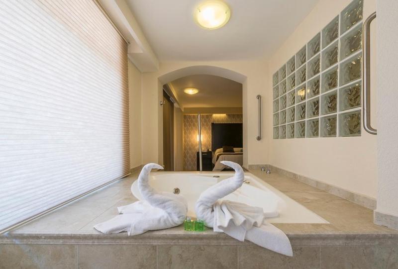 Hotel Las Trojes Агуаскалиентес Екстериор снимка